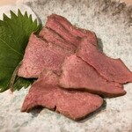 肉処しま - 国産牛ハツ刺し　990円