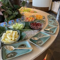 ザ・カフェ - フルーツも充実