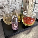 満州ニラら～めんの店 さかえや - 卓調