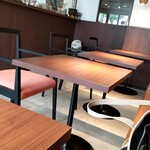 ロータス M - 内観。