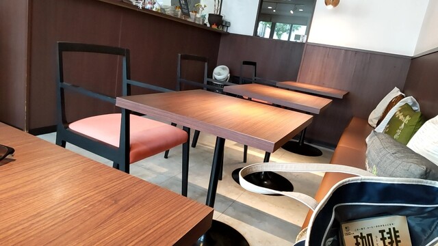 Patisserie &amp; Chocolatier &amp; Cafe  Lotus M photo 5