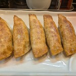 らーめん 陽八 - ぎょうざ　パリパリの焼き目