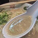 らーめん 陽八 - スープ