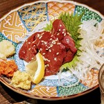 杉並 まん月 - 桜レバ刺し