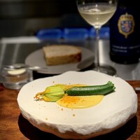 中土 - ズッキーニ　オランディーズソース　カラスミ