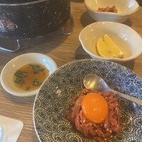 炭火焼肉ホルモン うしごろ 中目黒店 - 