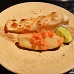 富小路 やま岸 - 【写真⑧】白甘鯛(愛媛県八幡浜市、3日寝かせ)の炭火焼き、水茄子(泉州)のもろみ和え