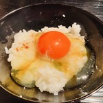 富小路 やま岸 - 【写真⑯】卵(米原市)かけご飯(長野県、コシヒカリ)