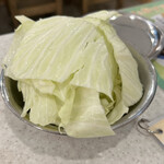 串カツ田中 - キャベツ