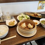 ナオズキッチン - 料理写真:定食Cセット(フカヒレ海老焼売と 酢豚)