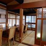 洋食 かむら - カウンター席続き