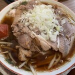 丸一 - 料理写真:チャーシュー麺
