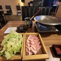 しゃぶしゃぶ・創作料理居酒屋 豚吟 栄店 - 