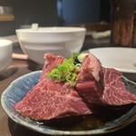 炭火焼肉 焼きしゃぶ にく式 - 