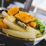 ヨコクラうどん - 野菜たっぷり冷やししっぽく