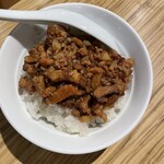 呉さんの台湾料理 - 台湾ルーロー飯　350円
