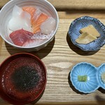 立ち食い海鮮丼 みこ食堂 - 