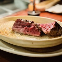 カルネジーオ イースト - 