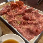 炭火焼肉 久 - 