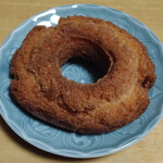 Ufufu Donut Kyu Karuizawa Ten - 經典老式甜甜圈-原味，濕潤的口感是否因為油脂的關係呢…？