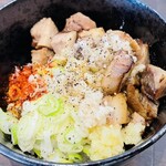 紅ズワイガニらぁ麺 まるはち屋 - 