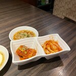 SATOブリアン - キムチ盛り