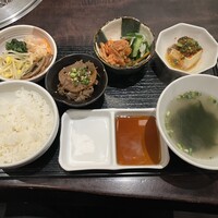 焼肉トラジ 大阪ヒルトンプラザ ウエスト店 - 