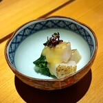 いざかや しん - 甘味のあるホタテの風味とシャキッとした食感の分葱が秀逸でした(o^^o)