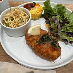 ビオラルカフェ - 選べるプレート3品