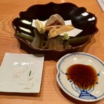 日本料理 たかむら - モンゴル産松茸と但馬牛カイノミのフライ　松茸のフライはソースで　牛は山葵と塩を乗せてレモンを絞って