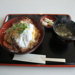ビーフビレッヂ区界 - 味噌カツ丼