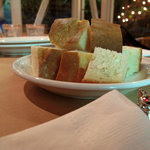 イタリア食堂ディエーチ - パン　250円 （2009_5_31　撮影）