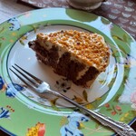 隠れ家カフェローズ亭 - チョコレートのロールケーキ