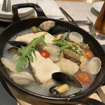 CROSSFIELD with TERRACE LOUNGE - 