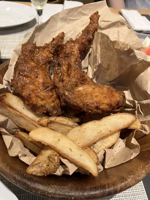 CROSSFIELD with TERRACE LOUNGE photo 4