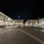 Ristorante SCAT_TO - 午後9時半の Piazza San Carlo