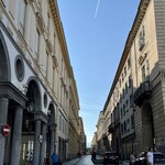 Ristorante SCAT_TO - 上空にジェット機の軌跡