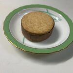 BABBI - 料理写真:香ばしいカカオとヘーゼルナッツの風味が楽しめるビスコッティサンドです。