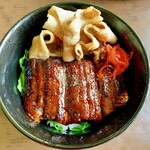 麺屋　たか - 鰻徳丼（税込600円）鰻カレー丼もあります