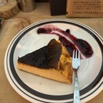 日方珈琲焙煎所 by CAFE SQUARE - 　バスクチーズケーキ❗️