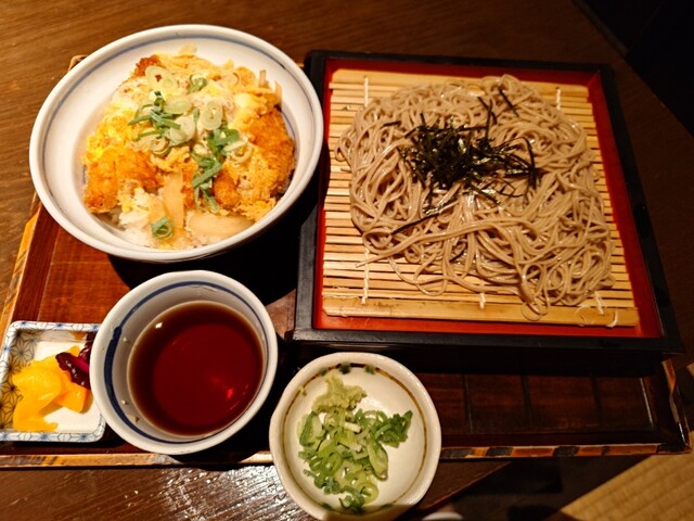 茶家茶家 （チャヤチャヤ）のご予約 - 衣山/ダイニングバー | 食べログ