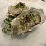 ラ・ターブル・ド・トリウミ - 生牡蠣をシャンパンジュレで