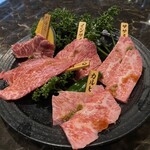 炭火焼肉 楽牛園 - 