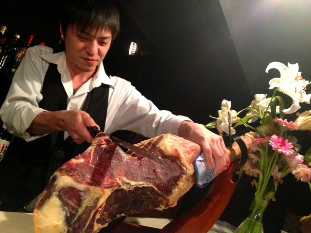 ゴルフ＆バーインパクト青葉通一番町｜仙台のバー