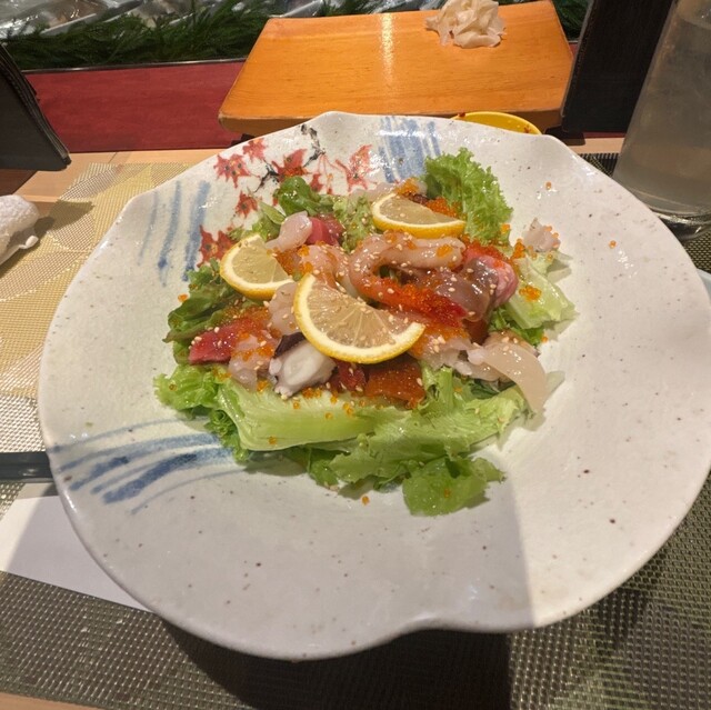 Edomae Bikkuri Zushi Shinju Ichigoten photo 2