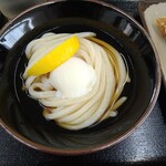 讃岐うどん めん舟 - 温玉ぶっかけの冷！