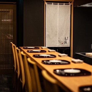 黑色為基調的時尚成人空間，讓人放鬆◆適合雙人使用及接待客人◎