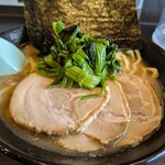 らーめん家 せんだい - とんこつ醤油＋チャーシュー