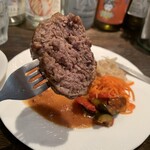 コムギラボ ピッツァ&手打ちパスタ - ハンバーグ