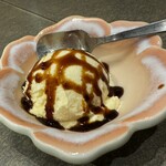 うなぎ料理 う玄武 - 締めのデザートです。